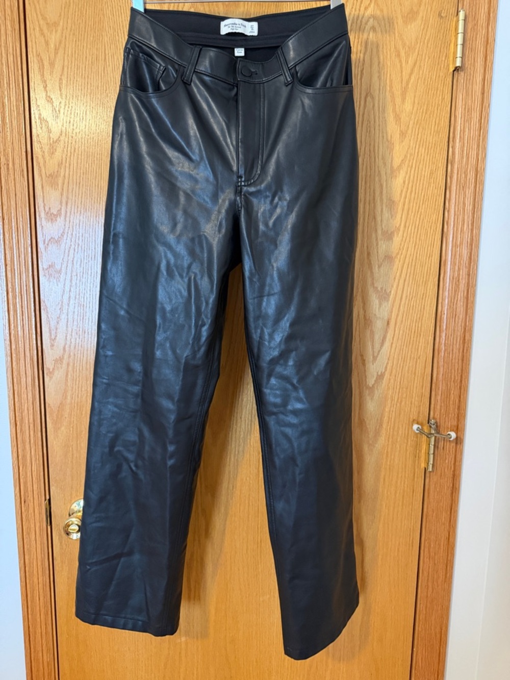 Abercrombie Black Leather 90’s Relaxed High Rise Pants